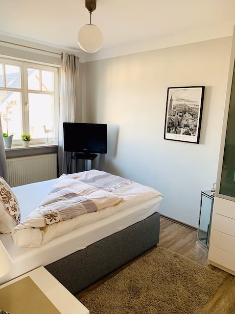Cozy guest room in the heart of Steinhagen