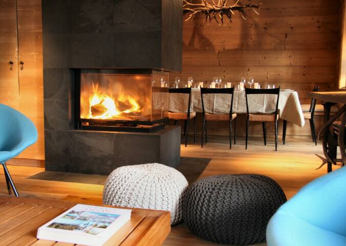“La Rosière” Stylish Chalet in Villars Center gallery image 3