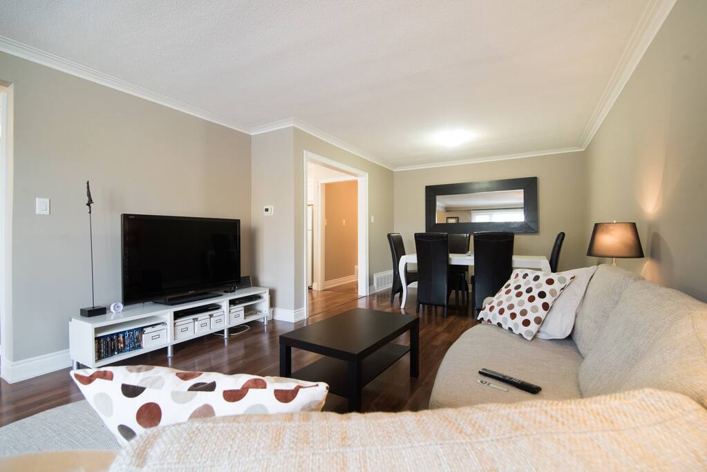 Common area - living room, dining room