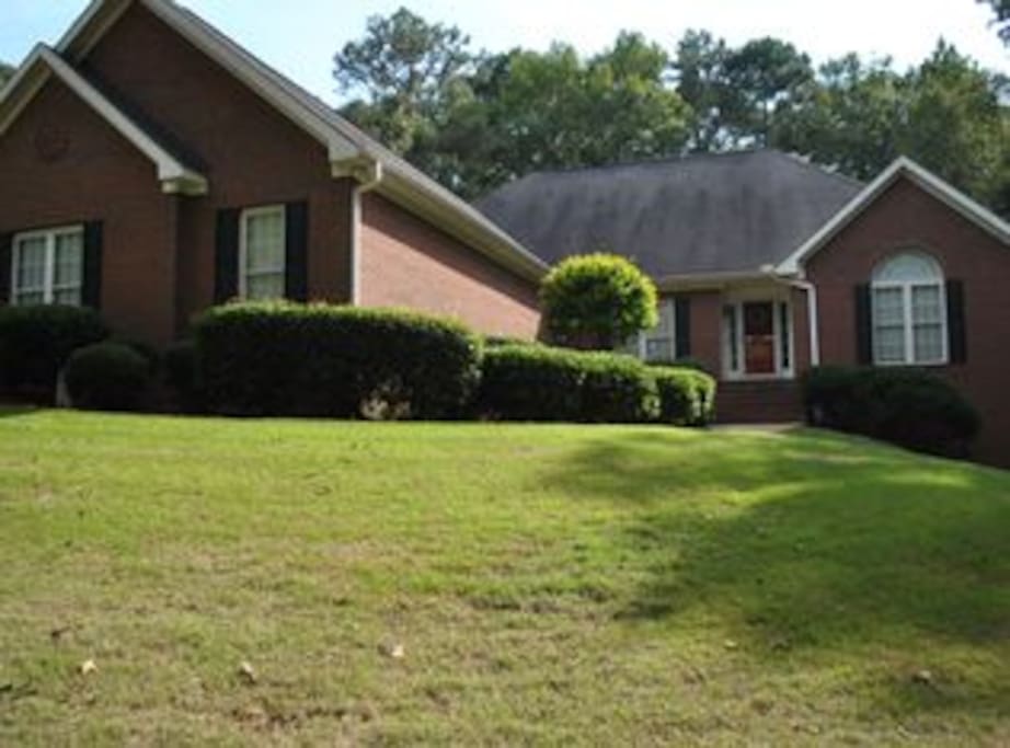 Front view of home