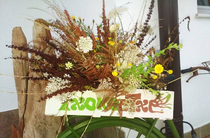 Casa rural entre el mar y la montaña gallery image 2