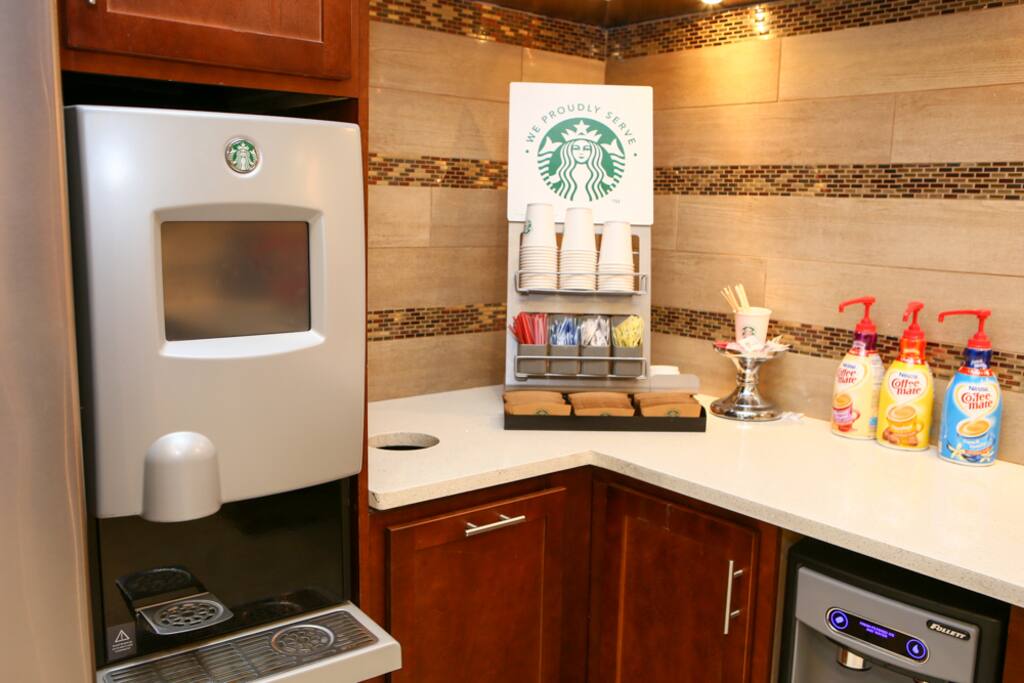 Lobby Kitchen