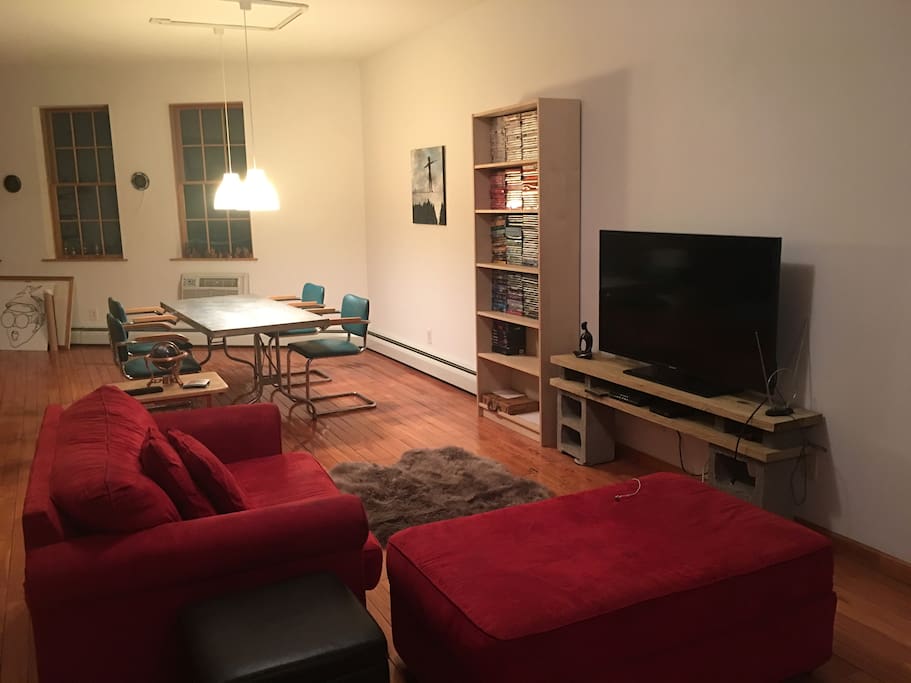 Spacious living room