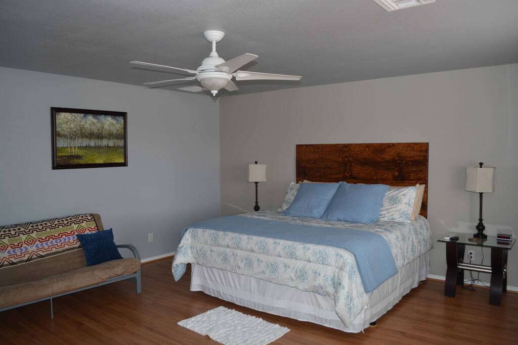 Master Bedroom - king bed and full futon
