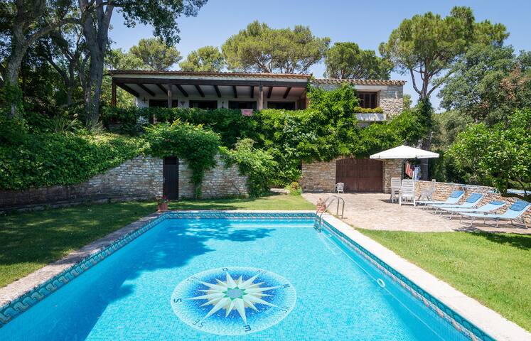 Espectacular Villa con piscina particular en Begur