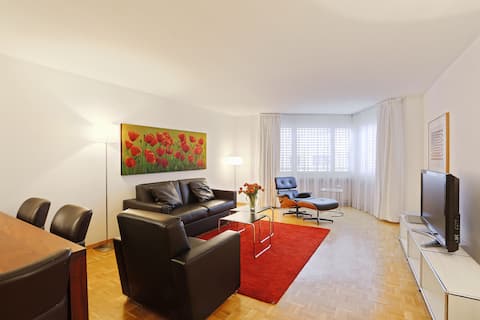 Top performing Airbnb: Fantastic 2 BR flat close to the lake (Mainau 4) in Mühlebach