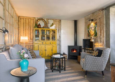 La Venteta Suite with Private Pool and Fireplace