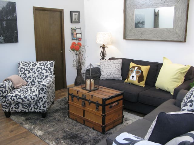 420 dog friendly waterfall condo!Alll windows.401