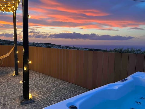 Vento do Nordeste - Cottage w/Jacuzzi & sea view