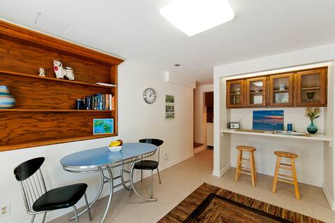 Shop/Dine in Brighton, your home away from home.