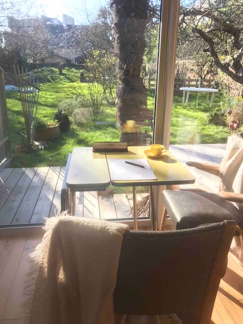 Successful Airbnb property: Eco-friendly cottage, quiet city center in Paimpol