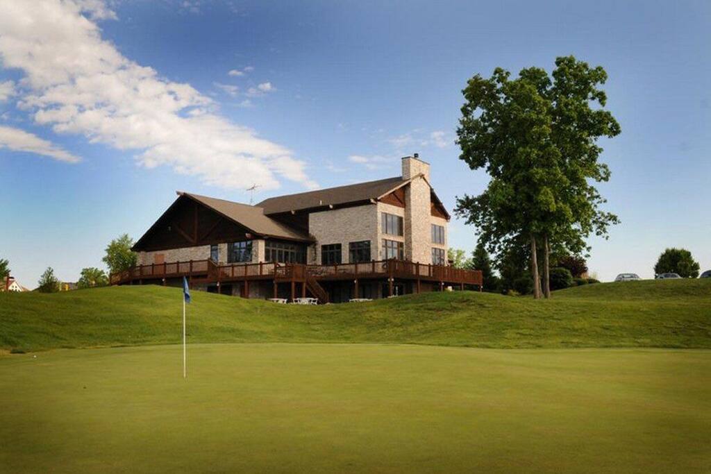 Clubhouse photo. Stay with us during your big event.
