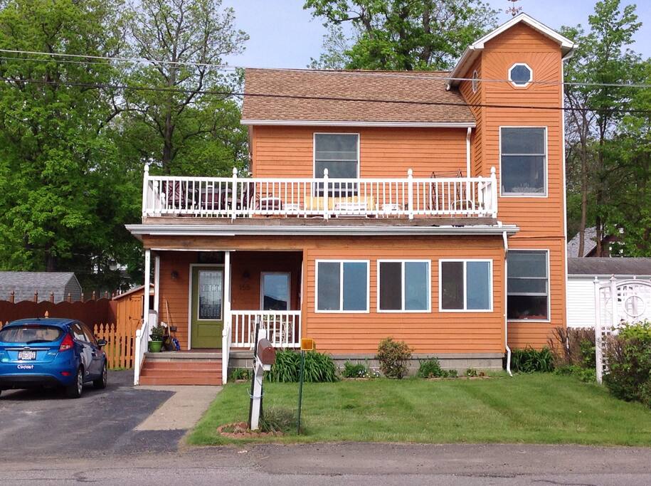 Cedar Beach House on Lake Erie Houses for Rent in Dunkirk, New York