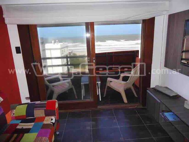 DEPARTAMENTO BOUTIQUE VILLA GESELL 4pax HERMOSO