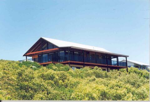 Fabulous ocean view beach house #