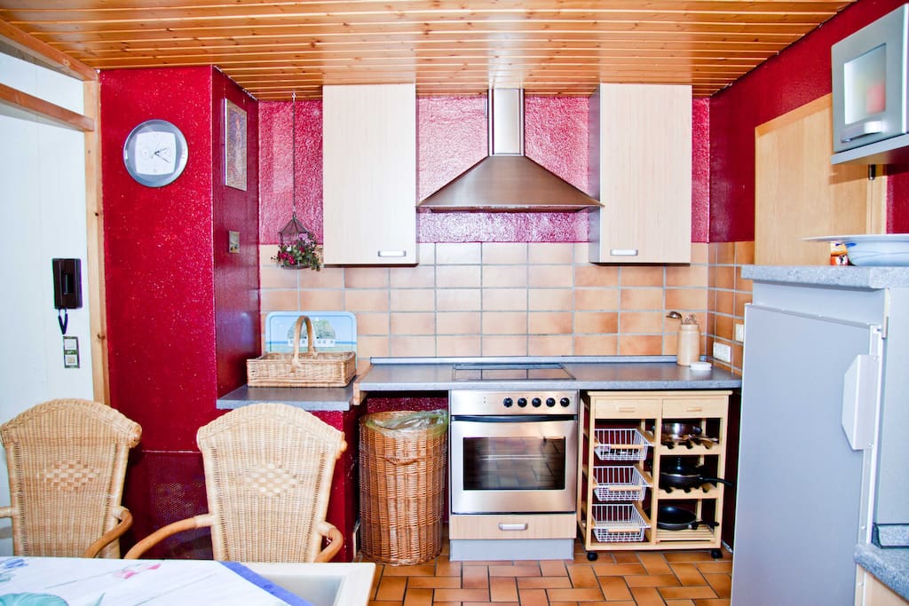 Fully equipped kitchen (incl. dish-washer)