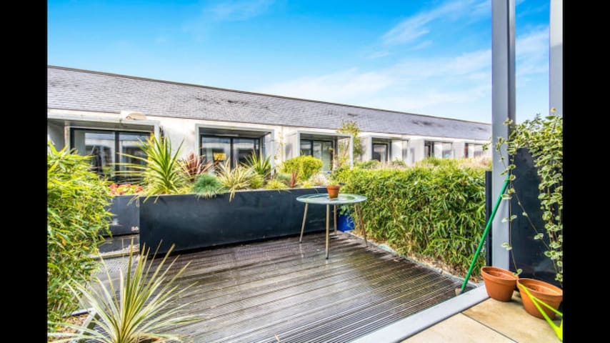 Award winning modern townhouse