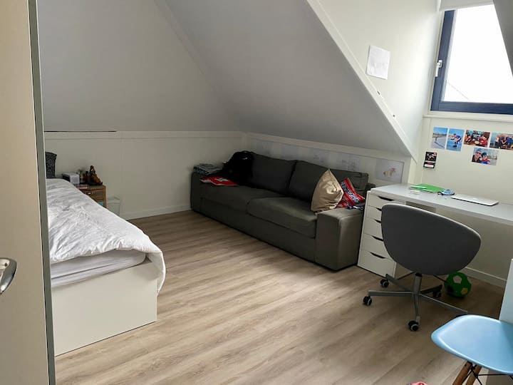 საძინებელი 2