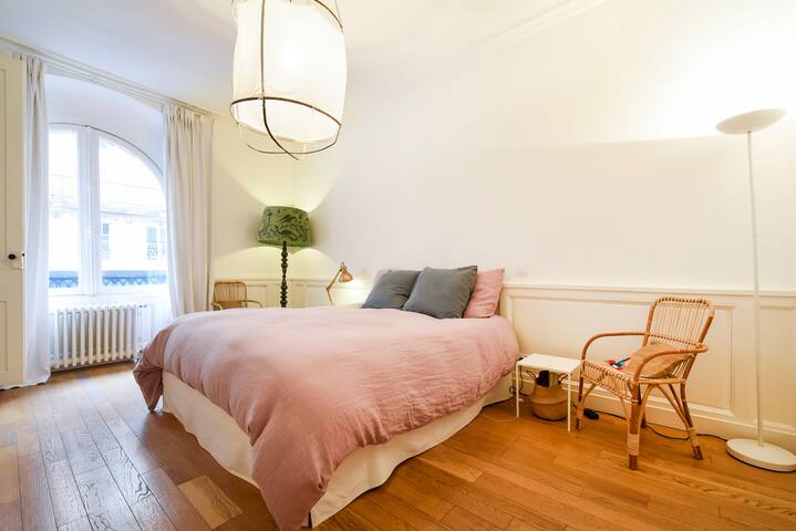 Appartement de standing dans le triangle d’or gallery image 4