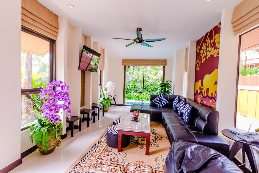 The Living area with pool view