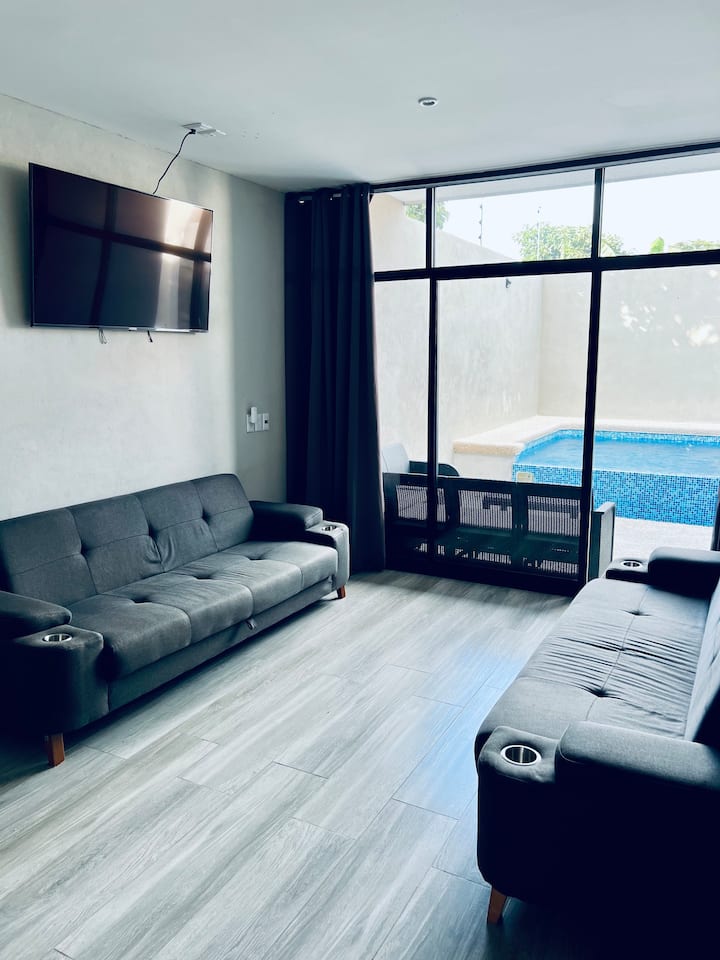 House with a private pool