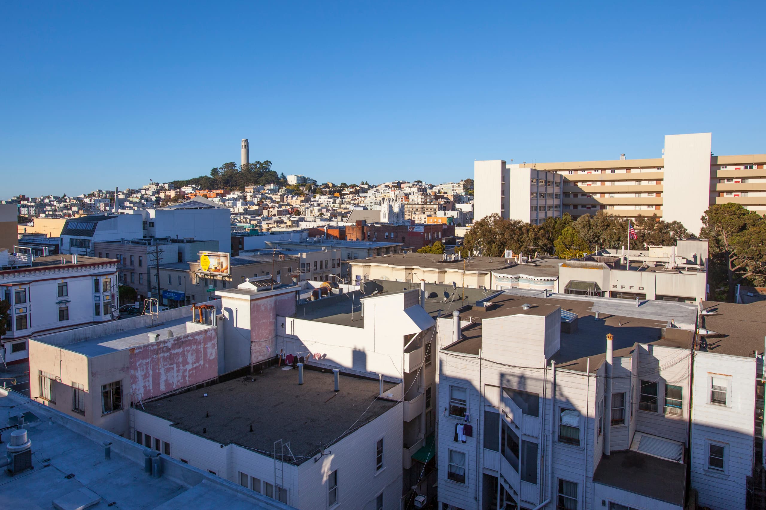 Beautiful Nob Hill Apartment with Perfect Location - Image 6