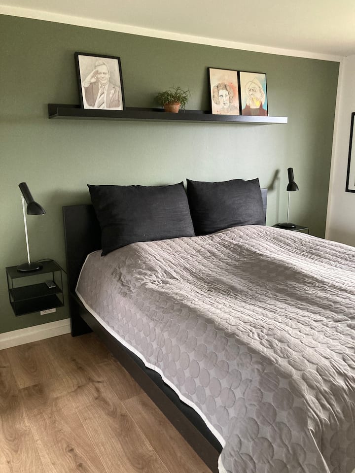 Dormitorio, cama doble
