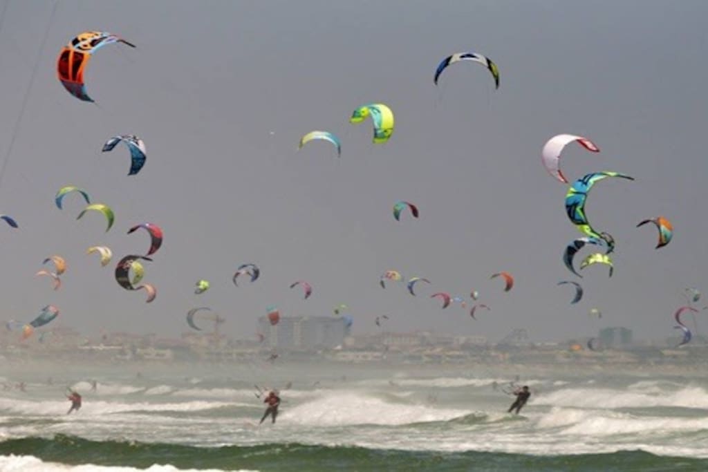 Kite surfers dream beach 2 minutes down the road