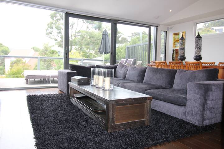 Lorne Holiday House gallery image 2