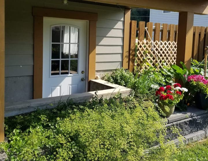 Nakusp Vacation Rentals & Homes British Columbia, Canada Airbnb