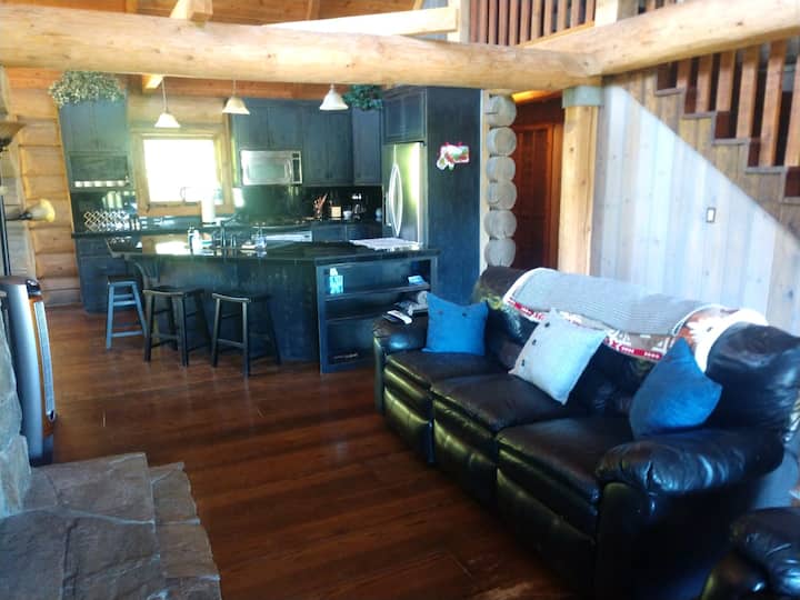 Spacious Craftsman Cabin With Panoramic Views - Julian