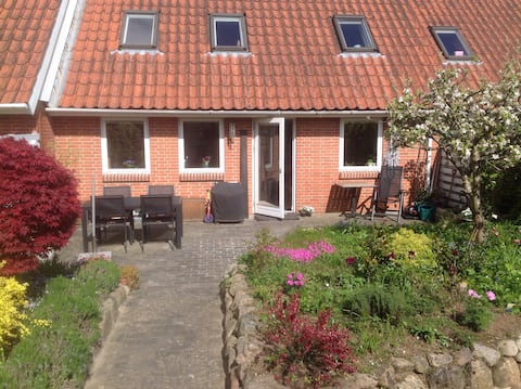Popular Airbnb listing: Charming bright townhouse in Solbjerg
