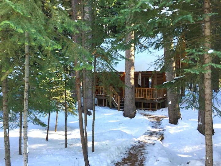 Log Cabin on Tumalo Creek Cabins for Rent in Bend, Oregon, United States