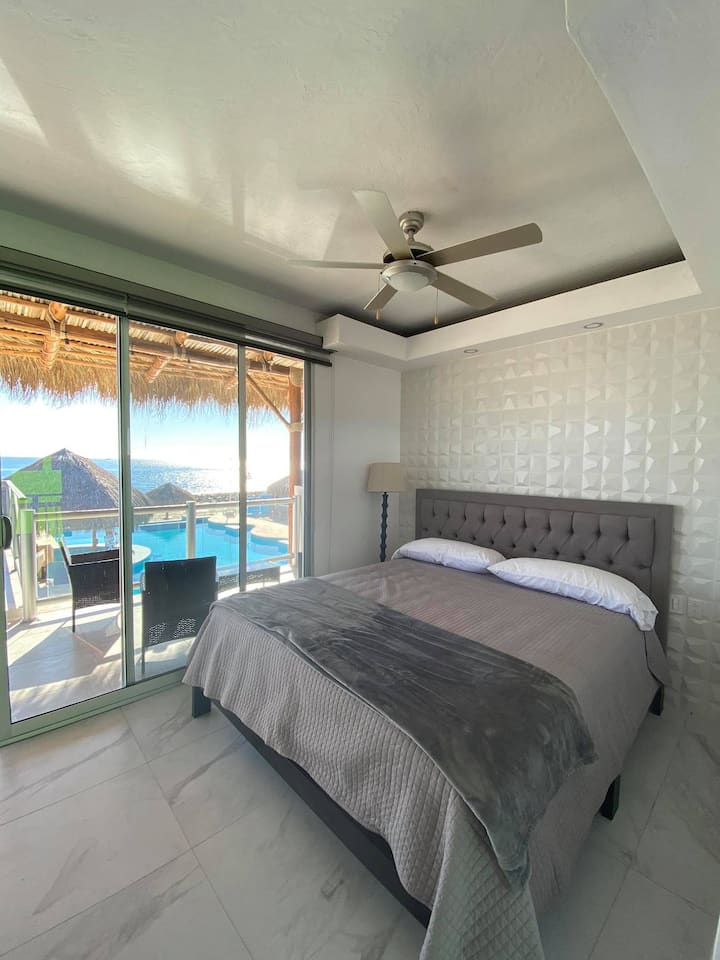 Manny's Beach Club Room 10 Boutique hotels for Rent in Puerto