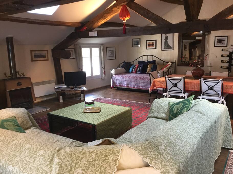 Spacious and well furnished