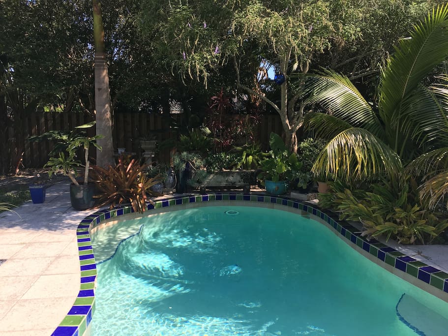 Private Siesta Beach House Oasis with Heated Pool. Houses for Rent in