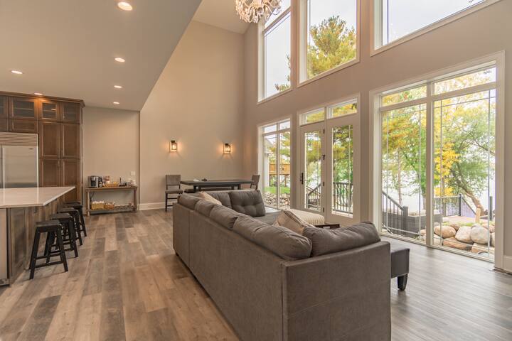 A “One-of-a-Kind” with Beautiful Lake Views gallery image 2