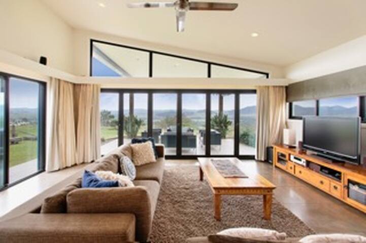 The Ridge, Gloucester gallery image 2