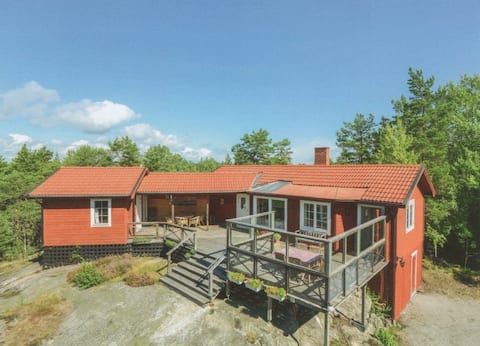 Secluded house in archipelago