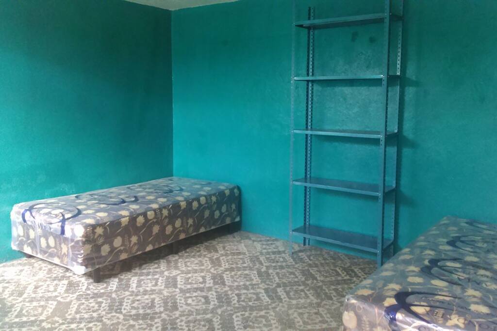 Habitación doble pequeña