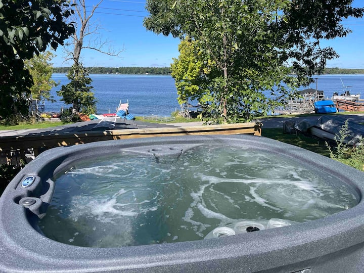 Awesome Cottage - Fenelon Falls