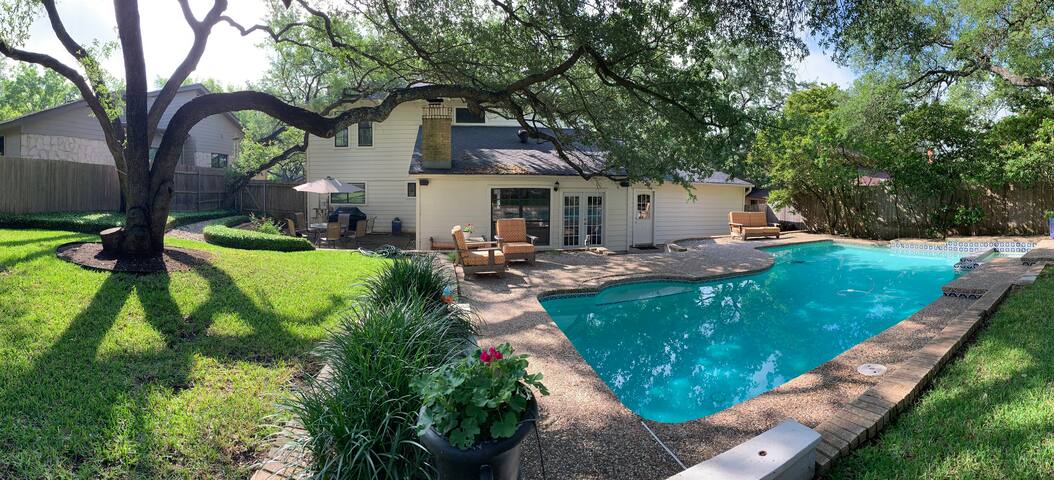 4/3 Lux Hm w/pool 3mls to Dwntwn SXSW *LOCATION* gallery image 3
