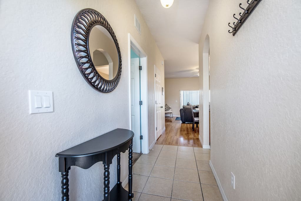 1104 Calabria Ave-5.jpg