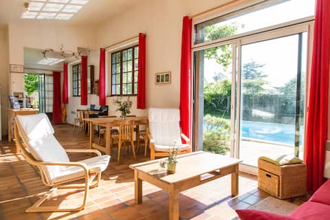 Nice and sunny holiday house
