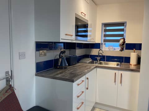 Top Airbnb: The Red Door Flat in Ruddington