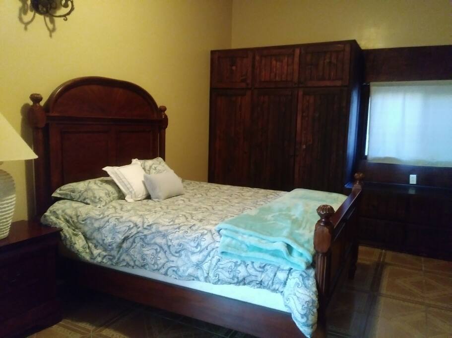 king size bed