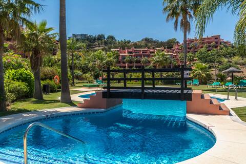 Luxury apartment with free golf (8)