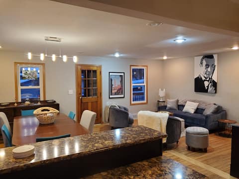 Backwater hideaway. Big house with water access.