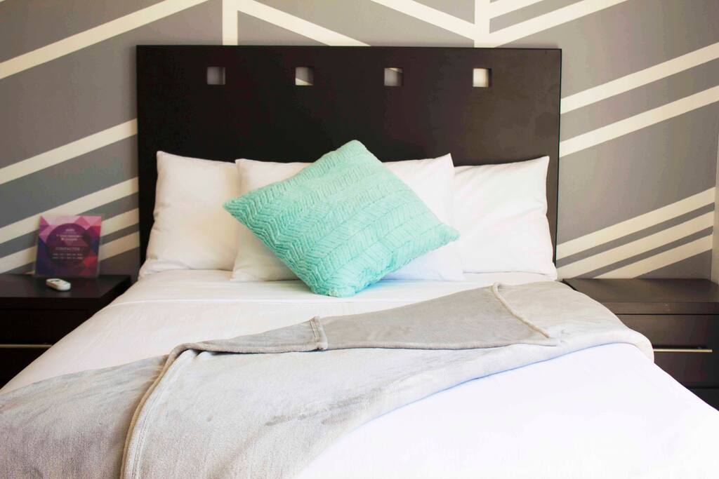 Cama Matrmonial / Double Bed