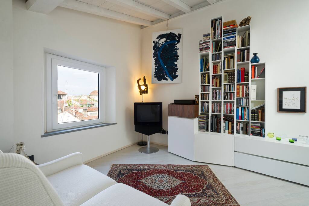 The Living room - The perfect relax area with the bookcase